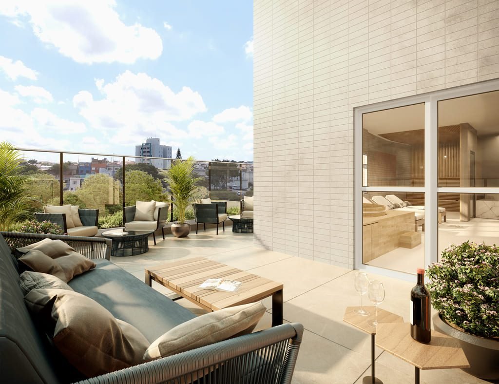 Terraço lounge com vista para a cidade e spa integrado